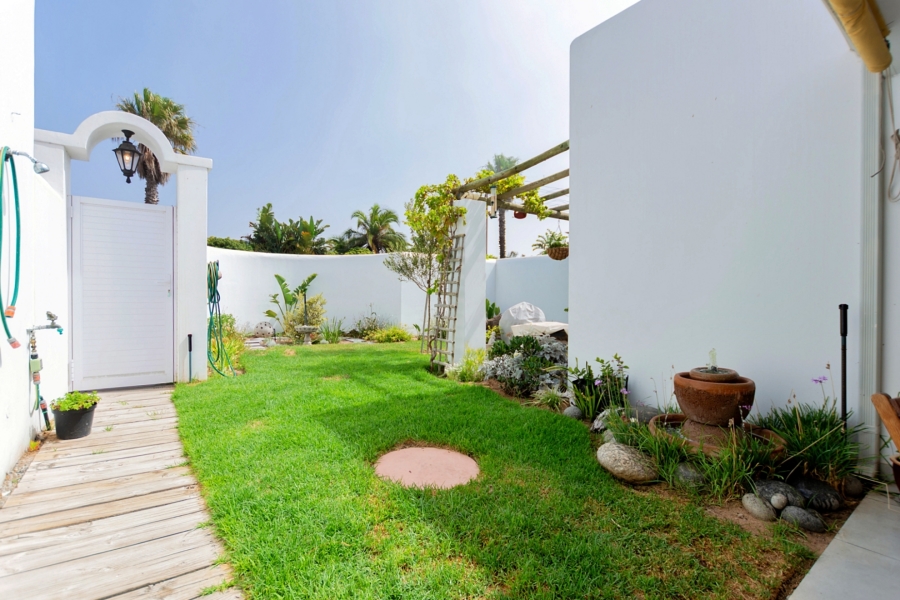 3 Bedroom Property for Sale in Golden Mile Western Cape